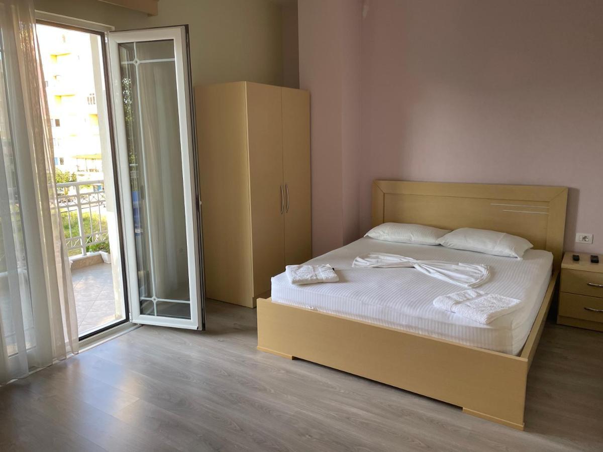 Rent Rooms Kapri Pogradec Kültér fotó