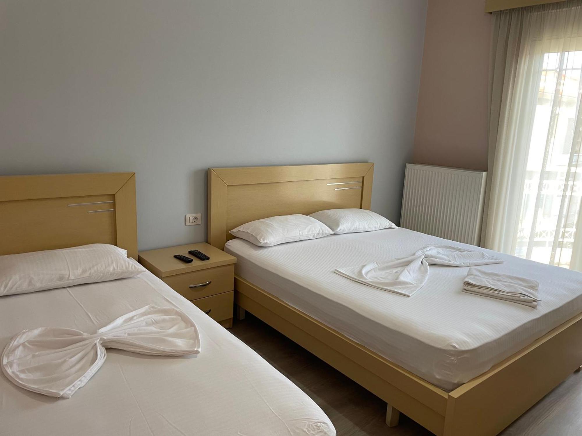 Rent Rooms Kapri Pogradec Kültér fotó