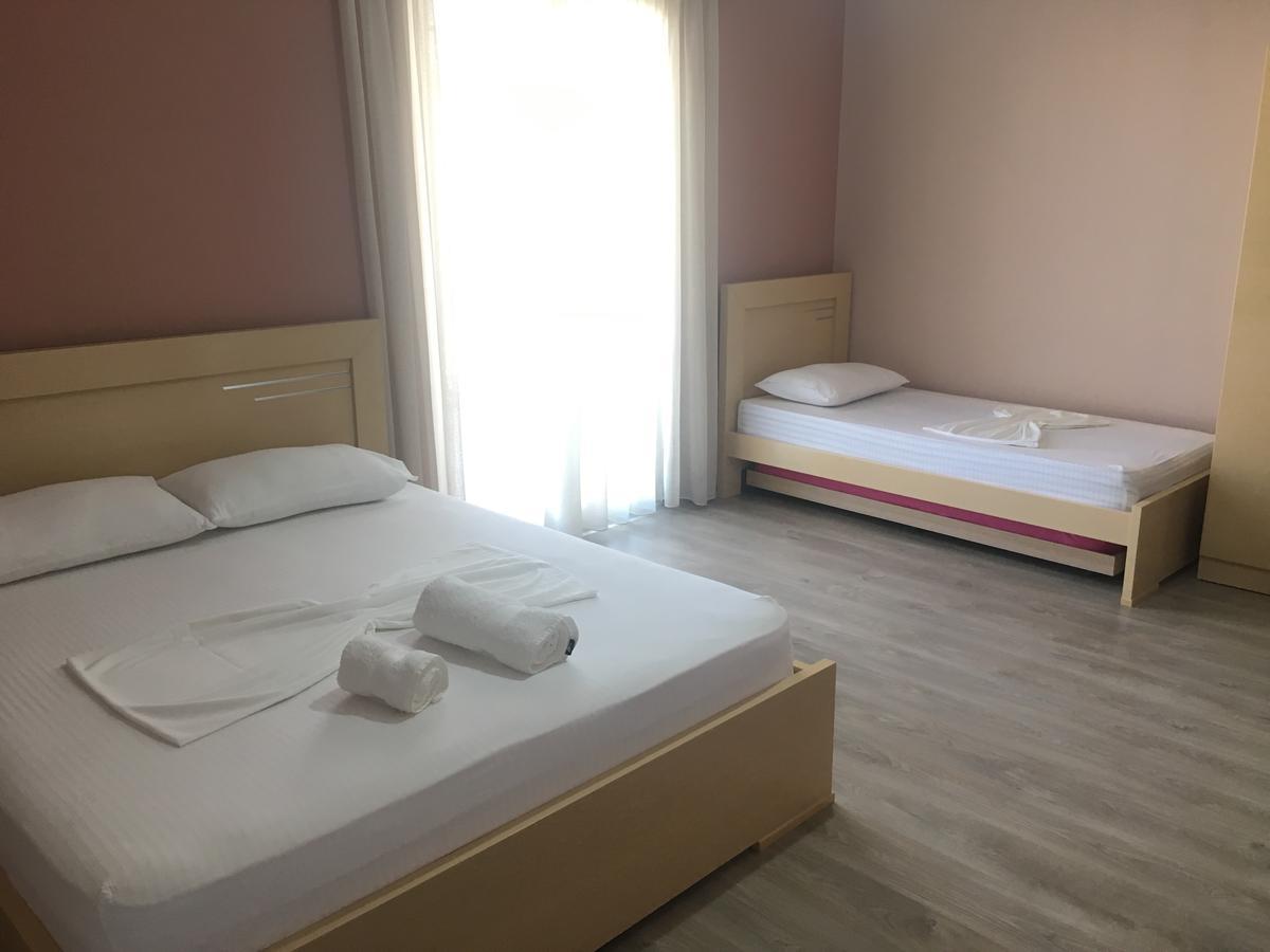 Rent Rooms Kapri Pogradec Kültér fotó