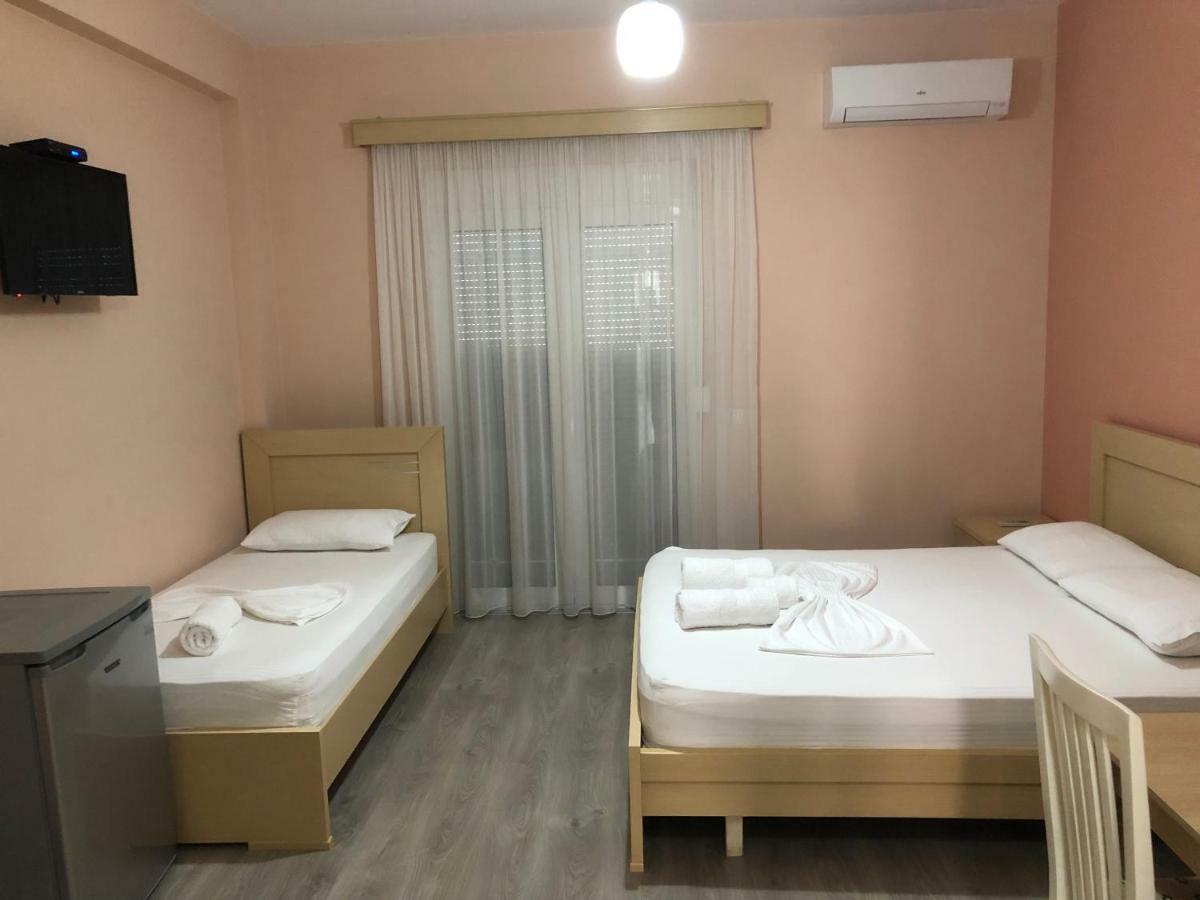 Rent Rooms Kapri Pogradec Kültér fotó